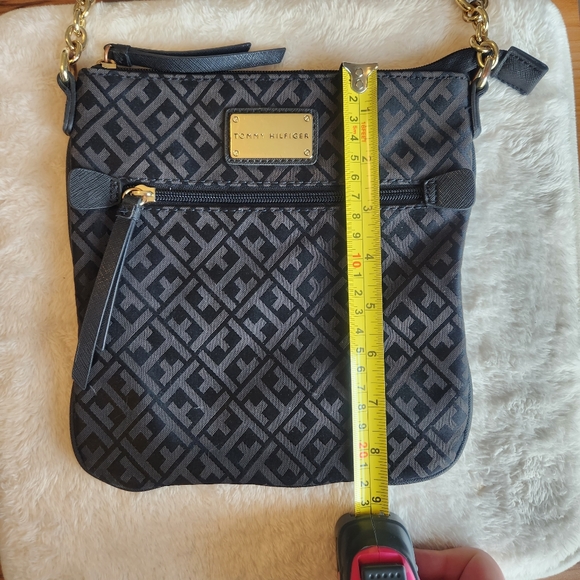 Tommy Hilfiger Black Canvas Cross Body Bag - Picture 12 of 12